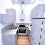 Inner City Design Loft شقة