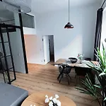 شقة Inner City Design Loft إنسبروك