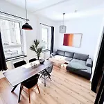 Inner City Design Loft شقة