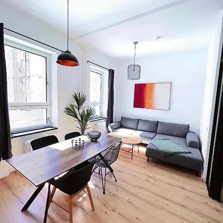 דירה Inner City Design Loft *