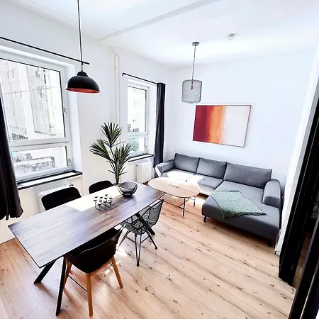 Inner City Design Loft Apartment