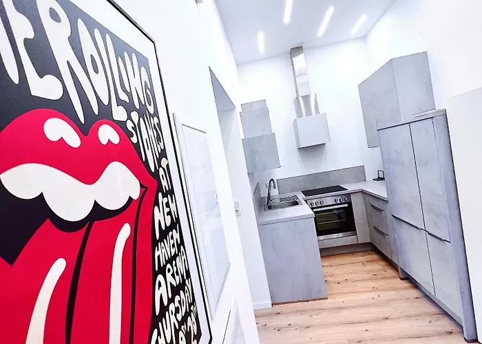 Inner City Design Loft Інсбрук